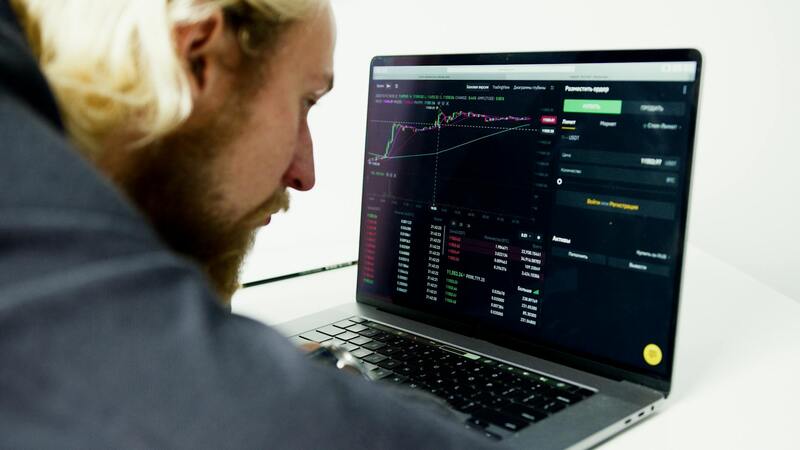 Guia Completo De Prop Trading No Brasil: Como Funciona E Como Montar Um Negócio